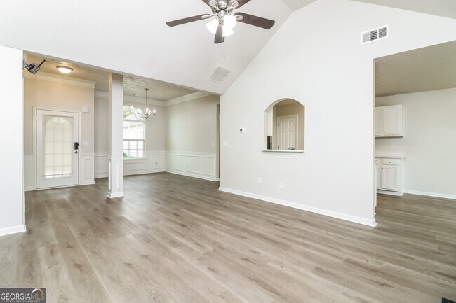 Photo - 90 Westfield Way