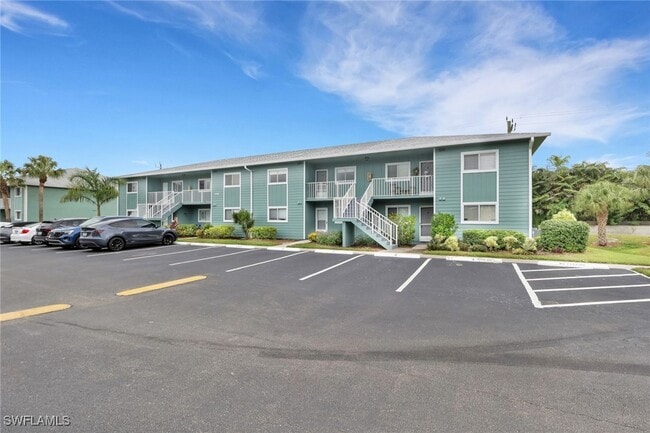 Building Photo - 146 Cypress Way E Unit 807