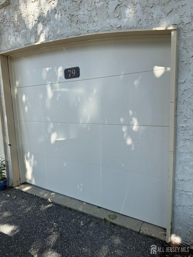 79 Park Gate Dr