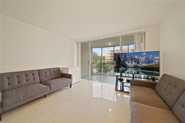 Photo - 1 bedroom in North Miami Beach FL 33179