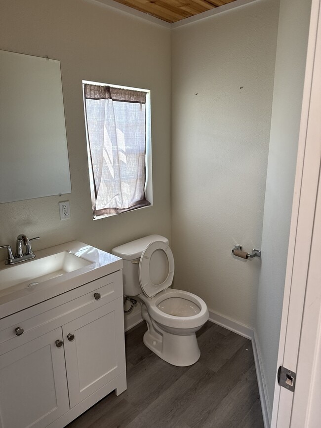 Photo - 289 private Rd