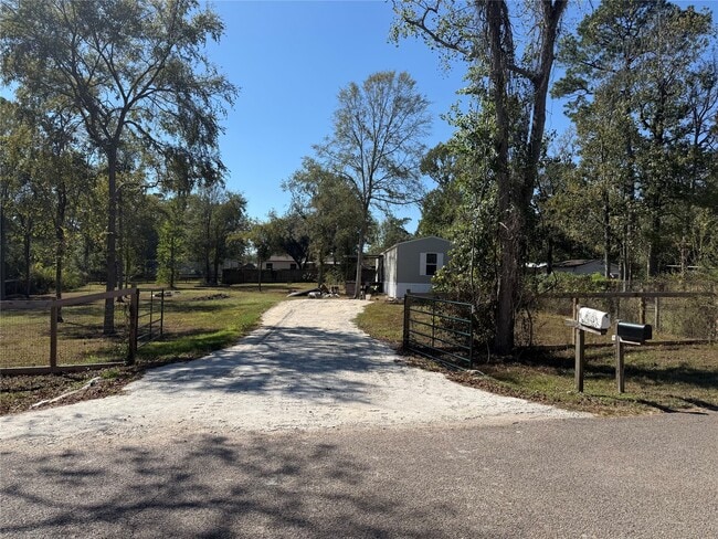 Photo - 37019 Gossamer Ln