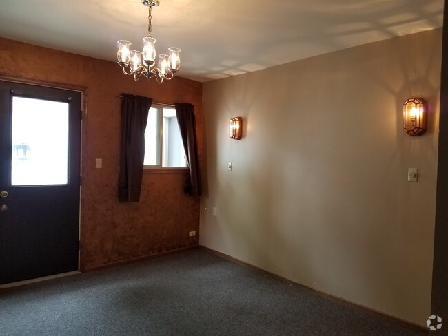 Building Photo - 505 5th Ave S Unit 505 Rental