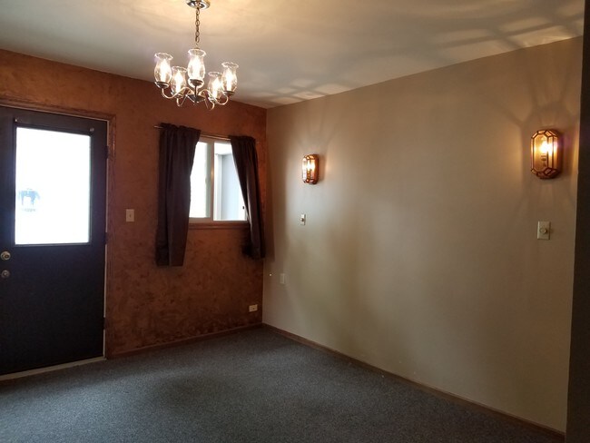 Building Photo - 505 5th Ave S Unit 505 Rental