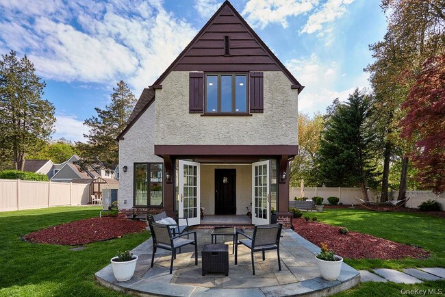 Photo - 4 Glenwolde Park