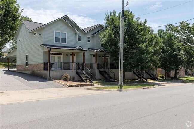 Building Photo - 438 S Sang Ave Rental