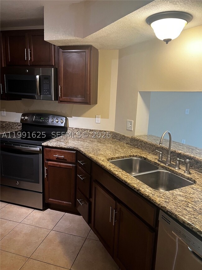 802 Constitution Dr Unit 802B