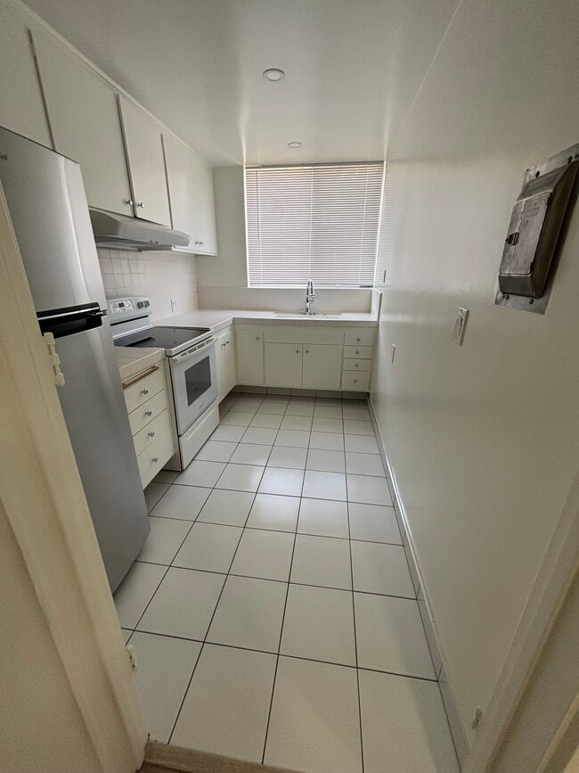 533 S hudson Ave Unidad 5
