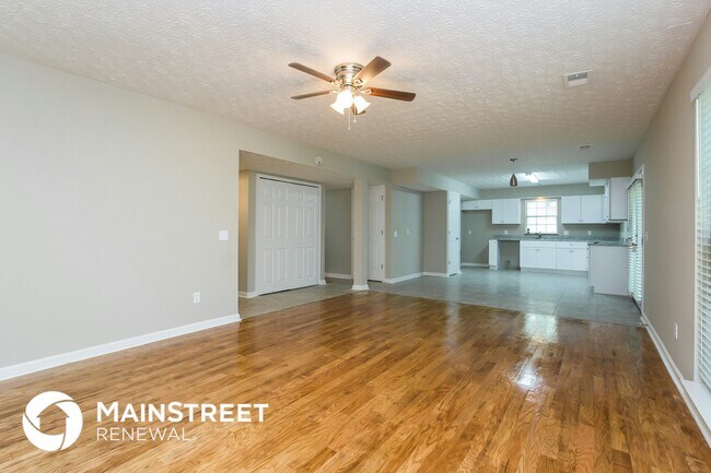 1901 Shadbark Ct