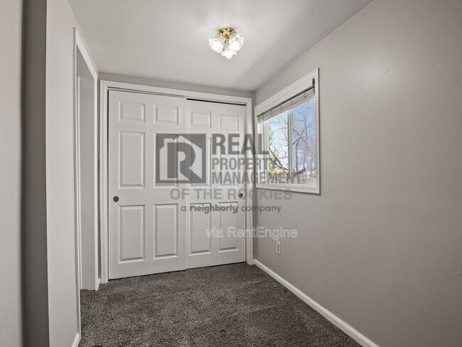 Photo - 319 Walnut St