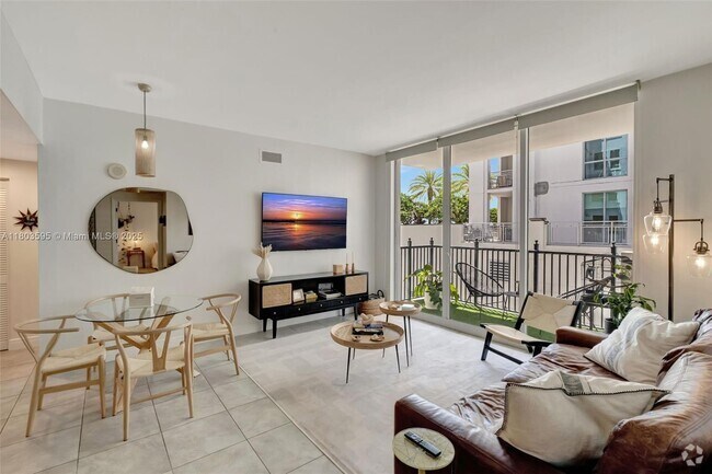 Building Photo - 4100 Salzedo St Unit 511 Rental