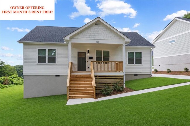 Building Photo - 122 Hilltop Dr SW