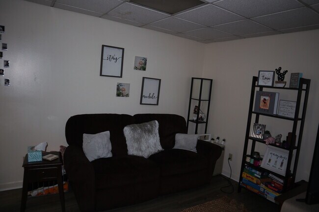 Photo - 415 East St Unit B