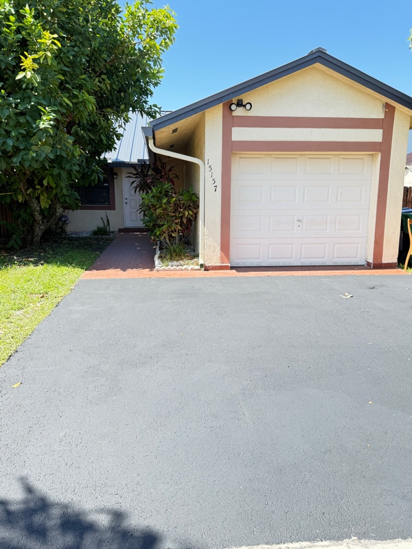 Building Photo - 15157 SW 95th Ln Rental