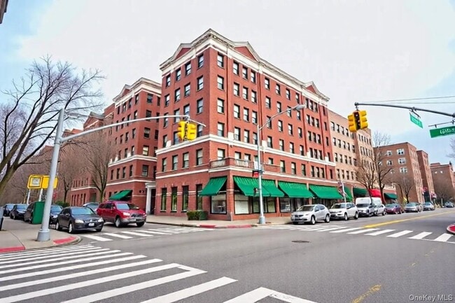 Building Photo - 35-61-61 84th St Unit 307 Rental