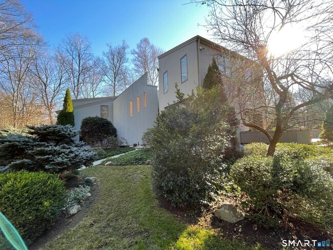 Photo - 21 Olmstead Hill Rd