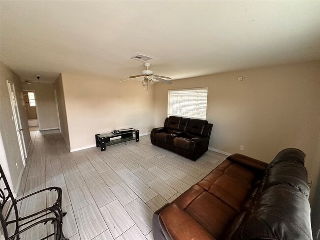 Photo - 2618 Hill Ave