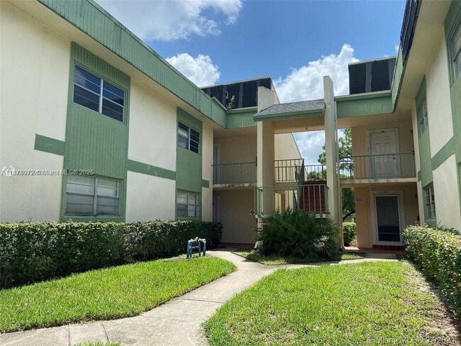 Building Photo - 4133 NW 88th Ave Unit 204 Rental
