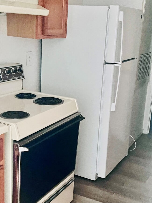 Photo - 9797 Leawood Blvd Unit 1412