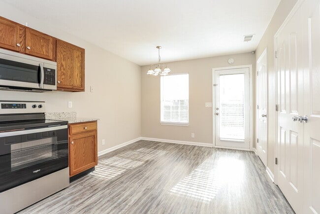 Photo - 1283 Tiree Dr