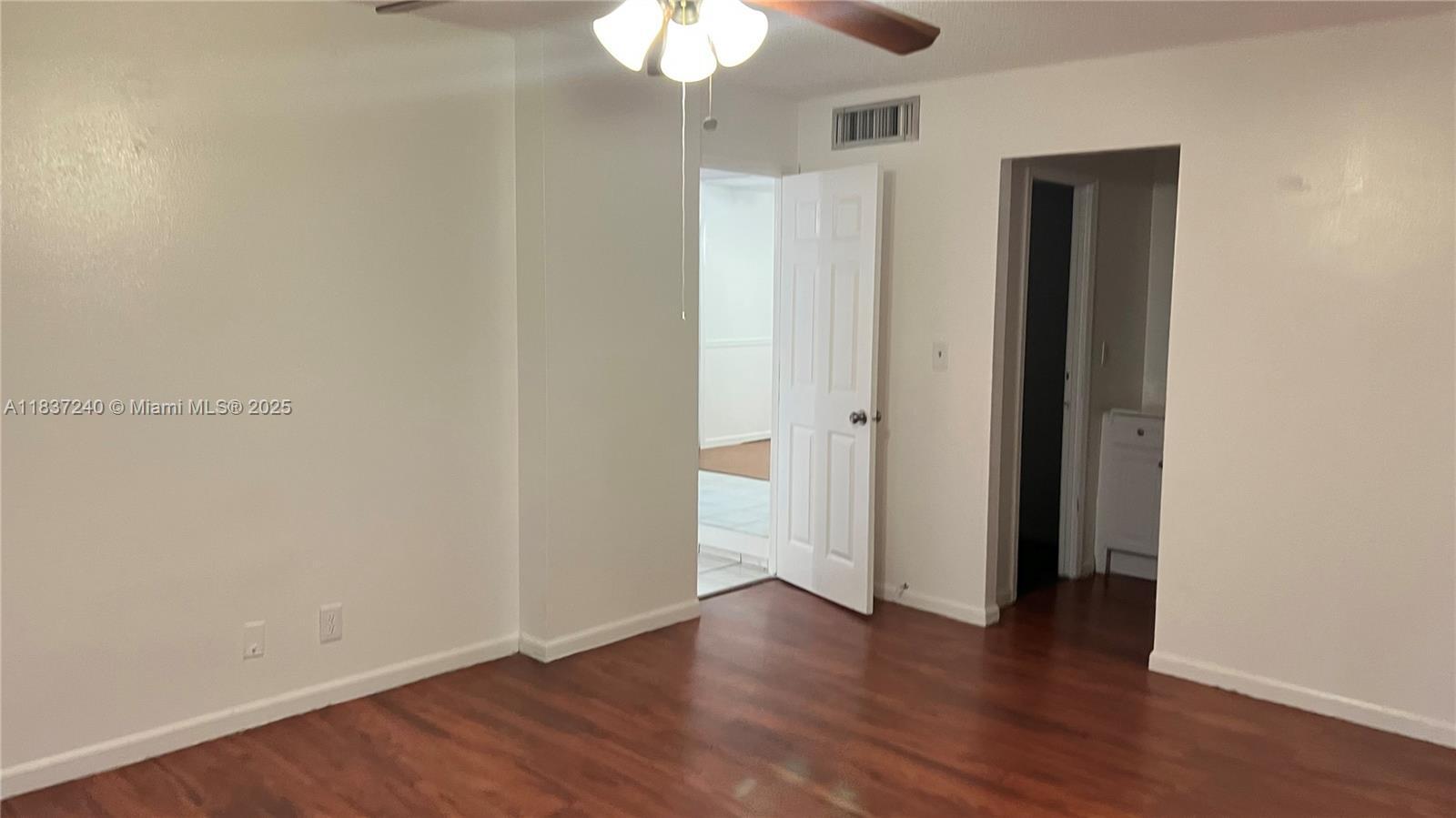 Photo - 7001 Environ Blvd Unit 304