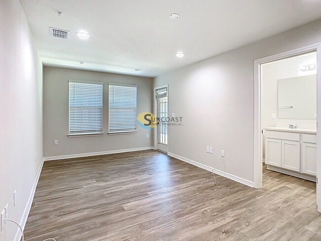 Photo - 3821 SW 43rd Ct Unit 108