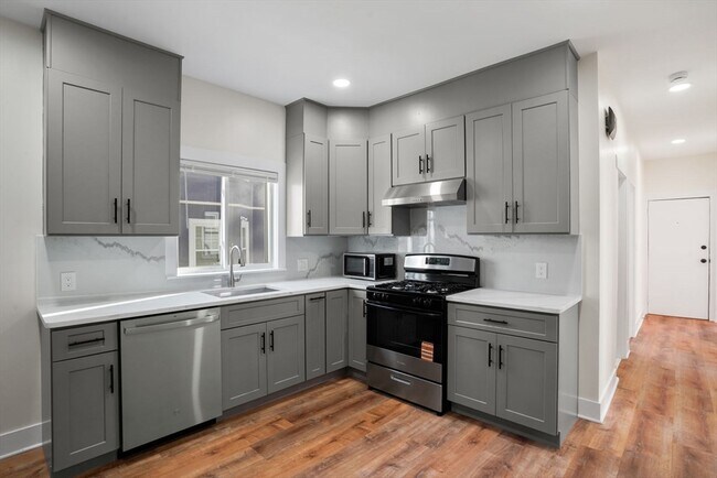 Photo - 47 Marshall St