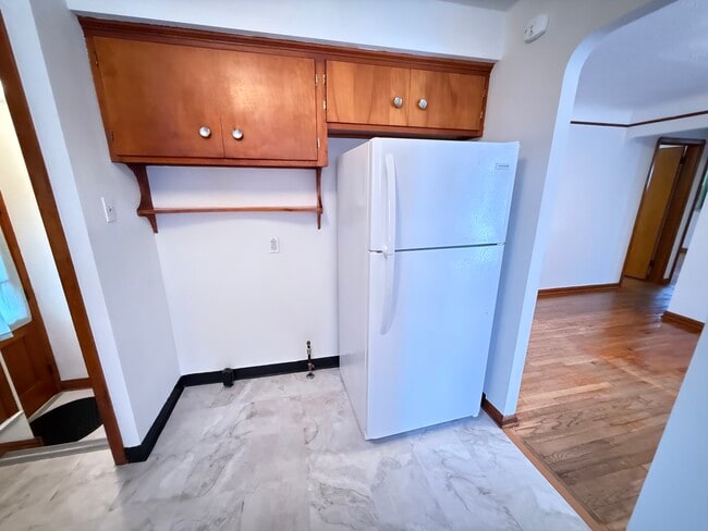 Photo - 4820 Green Rd