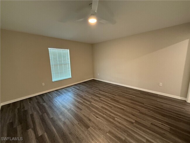 Photo - 605 NW 25th St