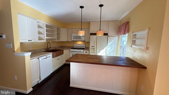 Photo - 709 Pine Drift Dr