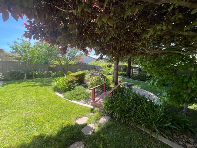 Photo - Senior Community for those 55+ Large 2 bedroom, 2 bath with bonus room!  All modern amenities!