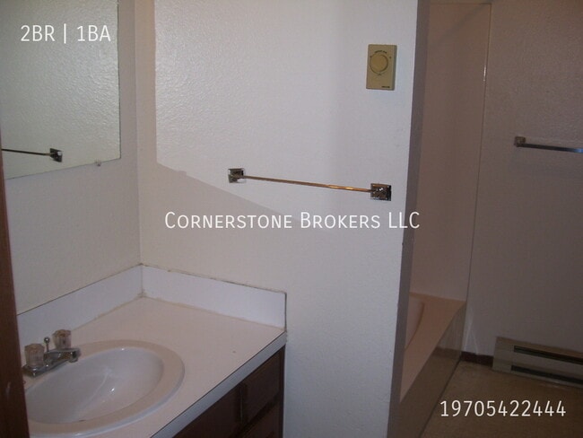 Photo - 238 Applewood Ct