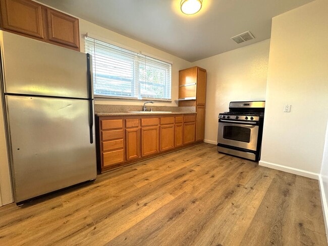 Photo - 2800 St George St Unidad 2920