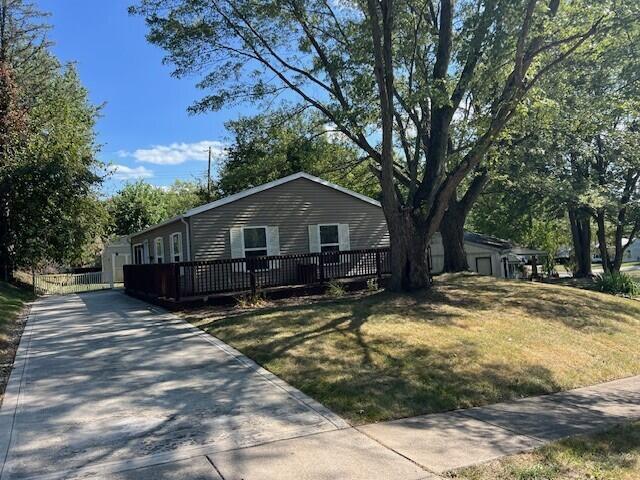 Building Photo - 455 Lakeview Dr Rental