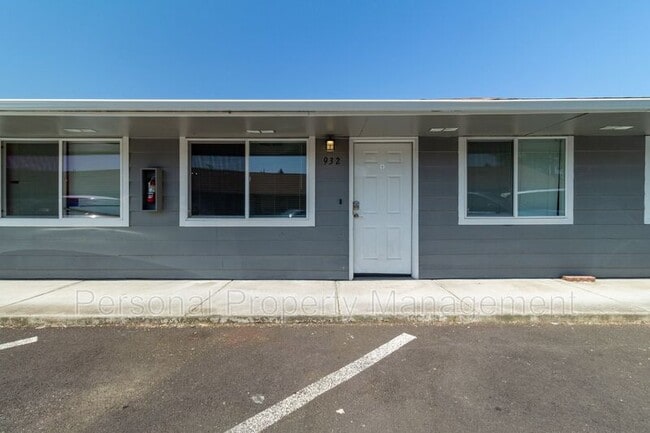 Photo - 932 NE 86th St