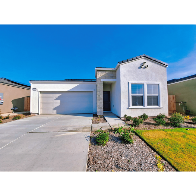Building Photo - Beautiful 4BR Single-Level Home in Madera’s New Community!