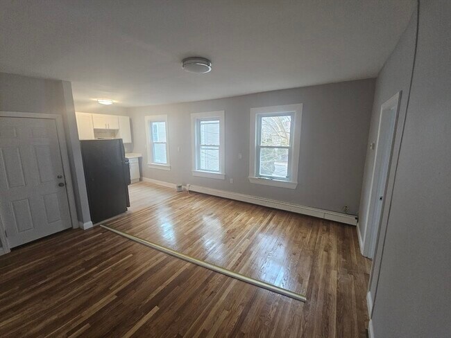 Photo - 10 Ashley St Unit #1