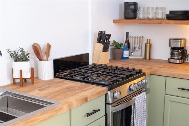 Photo - 34 Farewell St Unidad 2