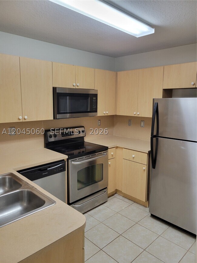 Photo - 618 SW 106th Ave