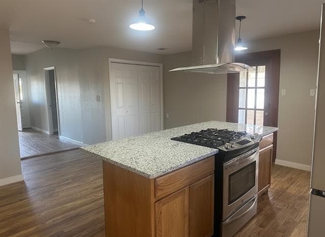 Photo - 532 W Hughes St