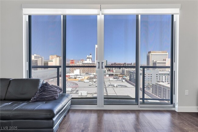 Building Photo - 150 S Las Vegas Blvd Unit 1506