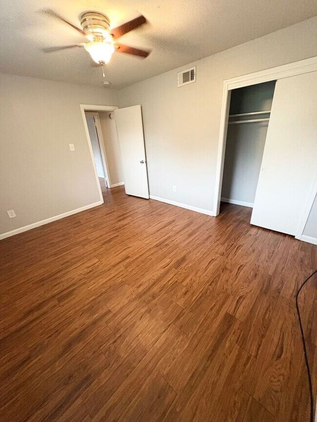 Photo - Discover Comfortable Midtown Living at The Midtowner