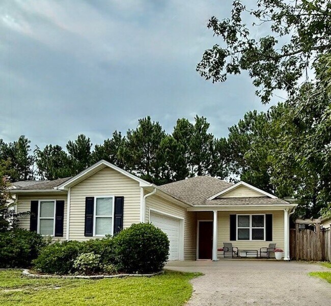 Building Photo - Updated 3-bedroom, 2-bathroom in The Arbors at Westgate
