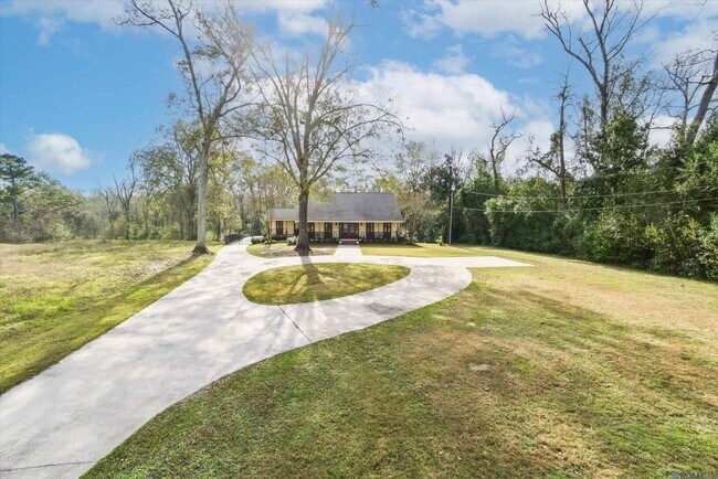 6414 Highland Rd