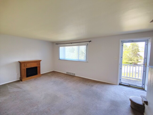 Photo - *Recently Updated 3BD/2.5BA Available for ...