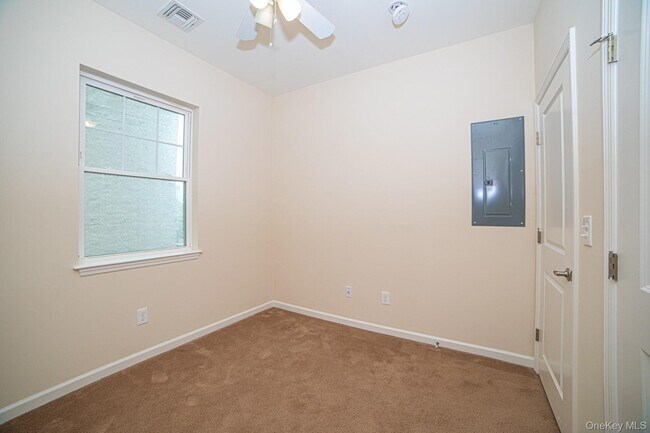 Photo - 12 Sophia Ct