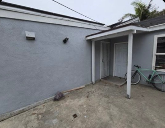 Building Photo - 10962 Sampson Ave Unit Middle