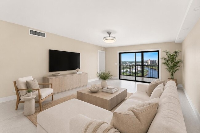 Building Photo - 14476 Amberly Ln Unit 704