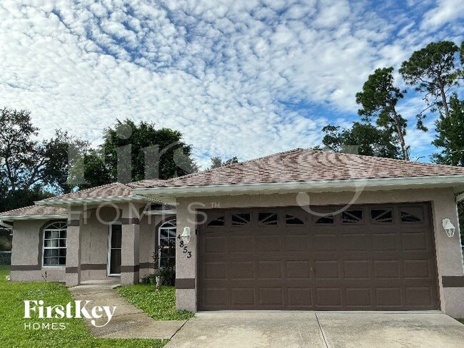 Building Photo - 4853 Crabapple Ave