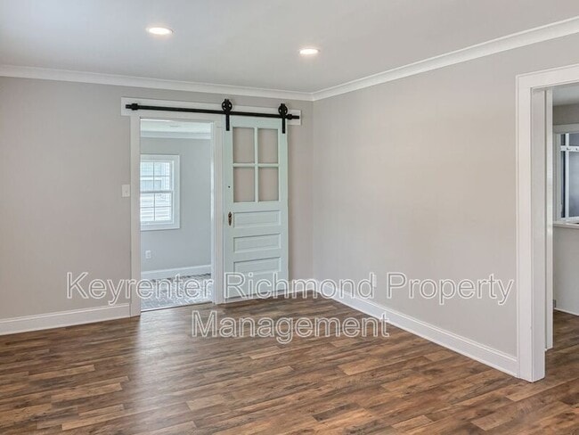 Photo - 6419 Crescent Pkwy